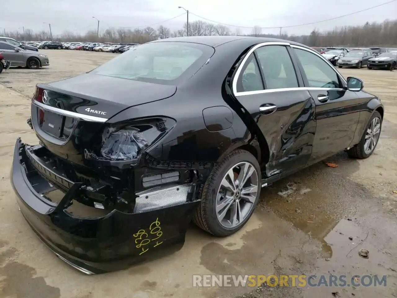 4 Photograph of a damaged car W1KWF8EB5MR639757 MERCEDES-BENZ C-CLASS 2021