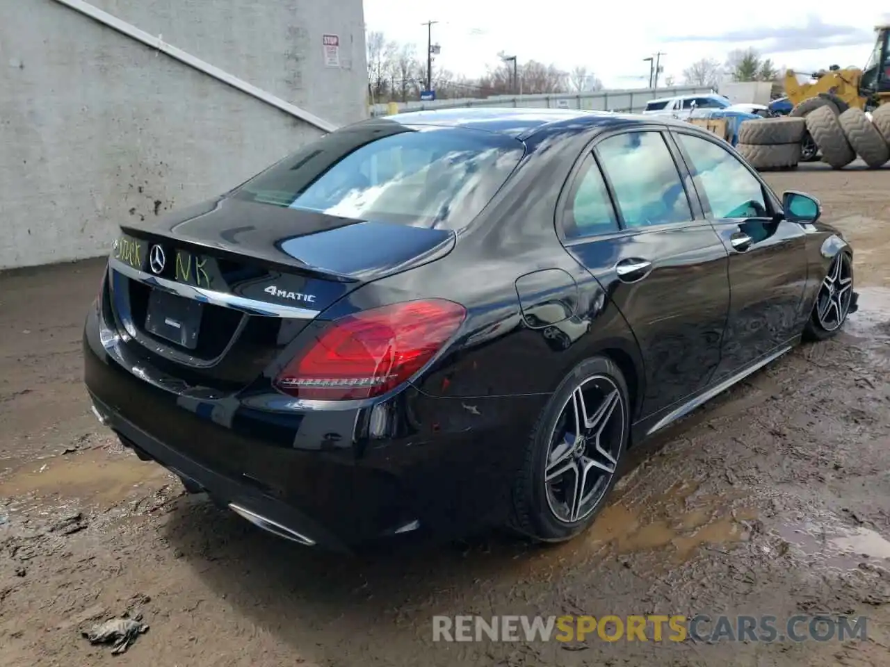 4 Photograph of a damaged car W1KWF8EB6MR644207 MERCEDES-BENZ C-CLASS 2021