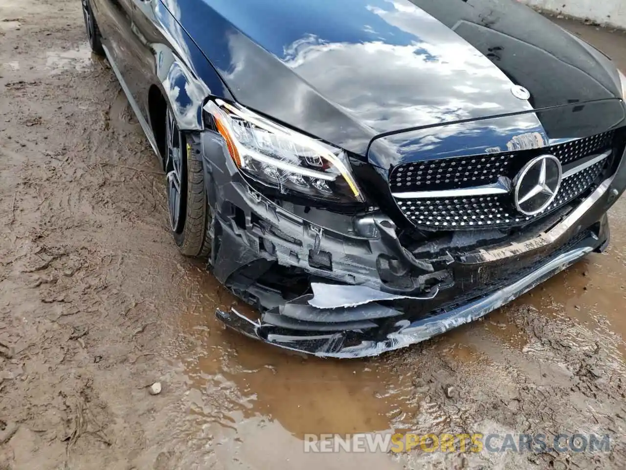 9 Photograph of a damaged car W1KWF8EB6MR644207 MERCEDES-BENZ C-CLASS 2021