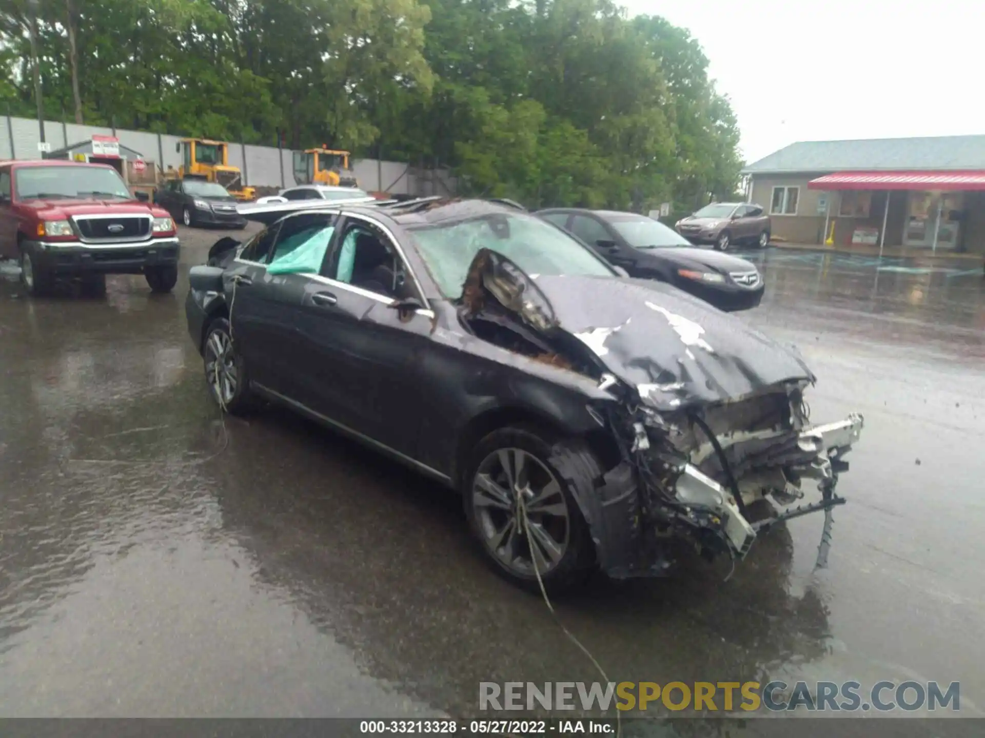 1 Photograph of a damaged car W1KWF8EB7MR604038 MERCEDES-BENZ C-CLASS 2021