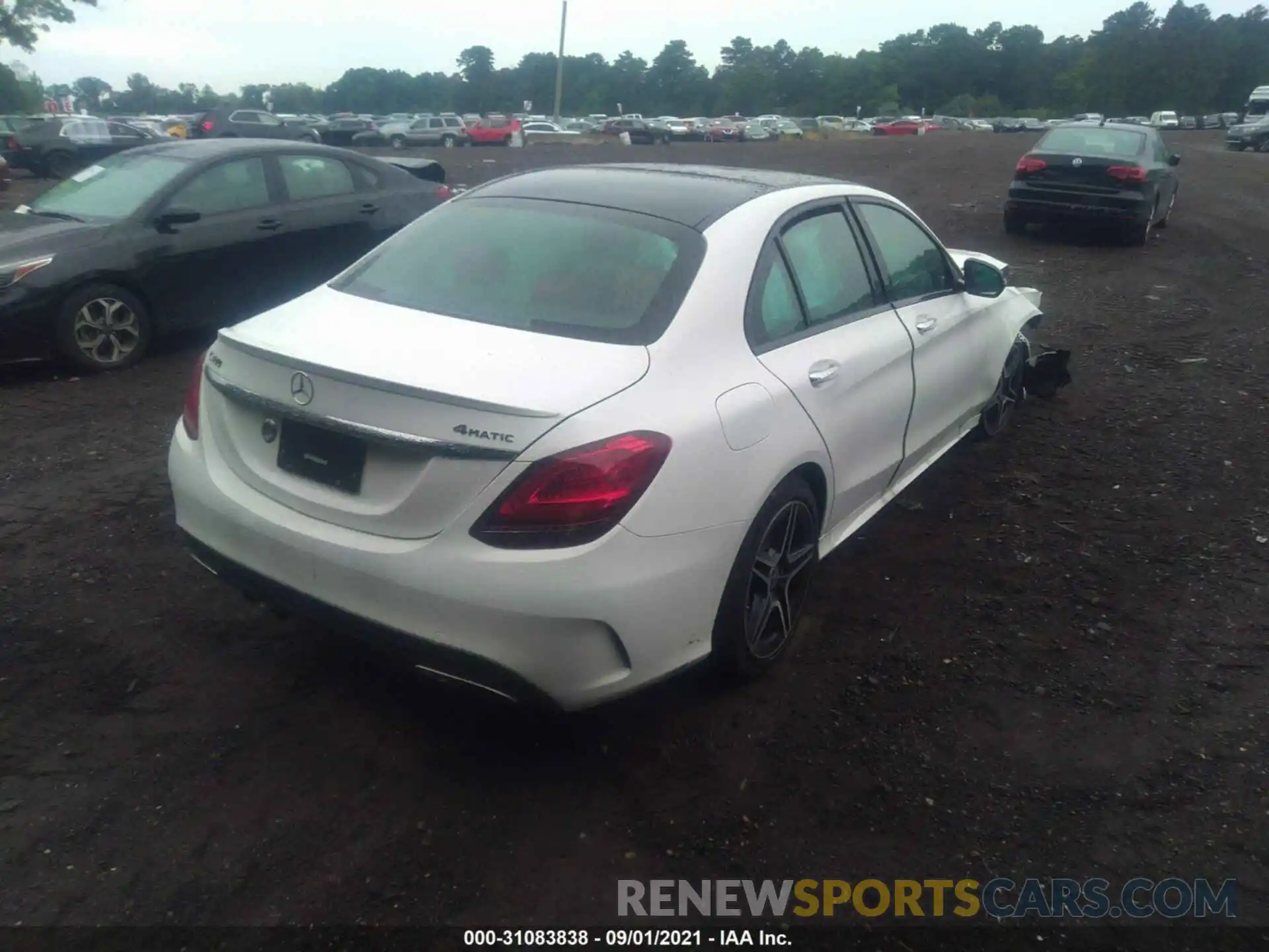 4 Photograph of a damaged car W1KWF8EB7MR634592 MERCEDES-BENZ C-CLASS 2021