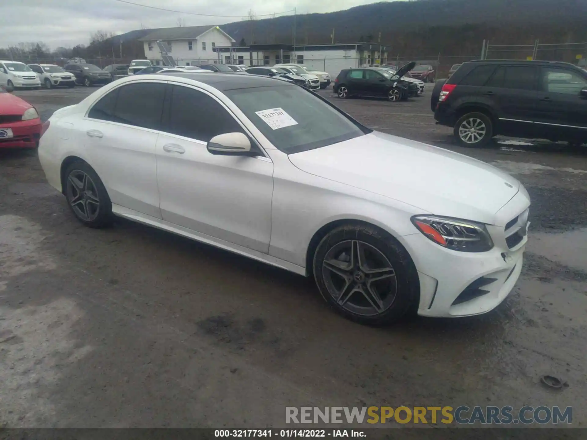 1 Photograph of a damaged car W1KWF8EB7MR648380 MERCEDES-BENZ C-CLASS 2021