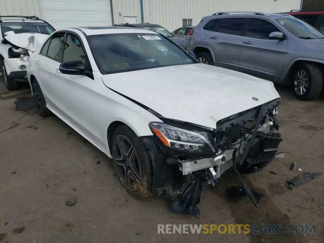 1 Photograph of a damaged car W1KWF8EB8MR615274 MERCEDES-BENZ C-CLASS 2021