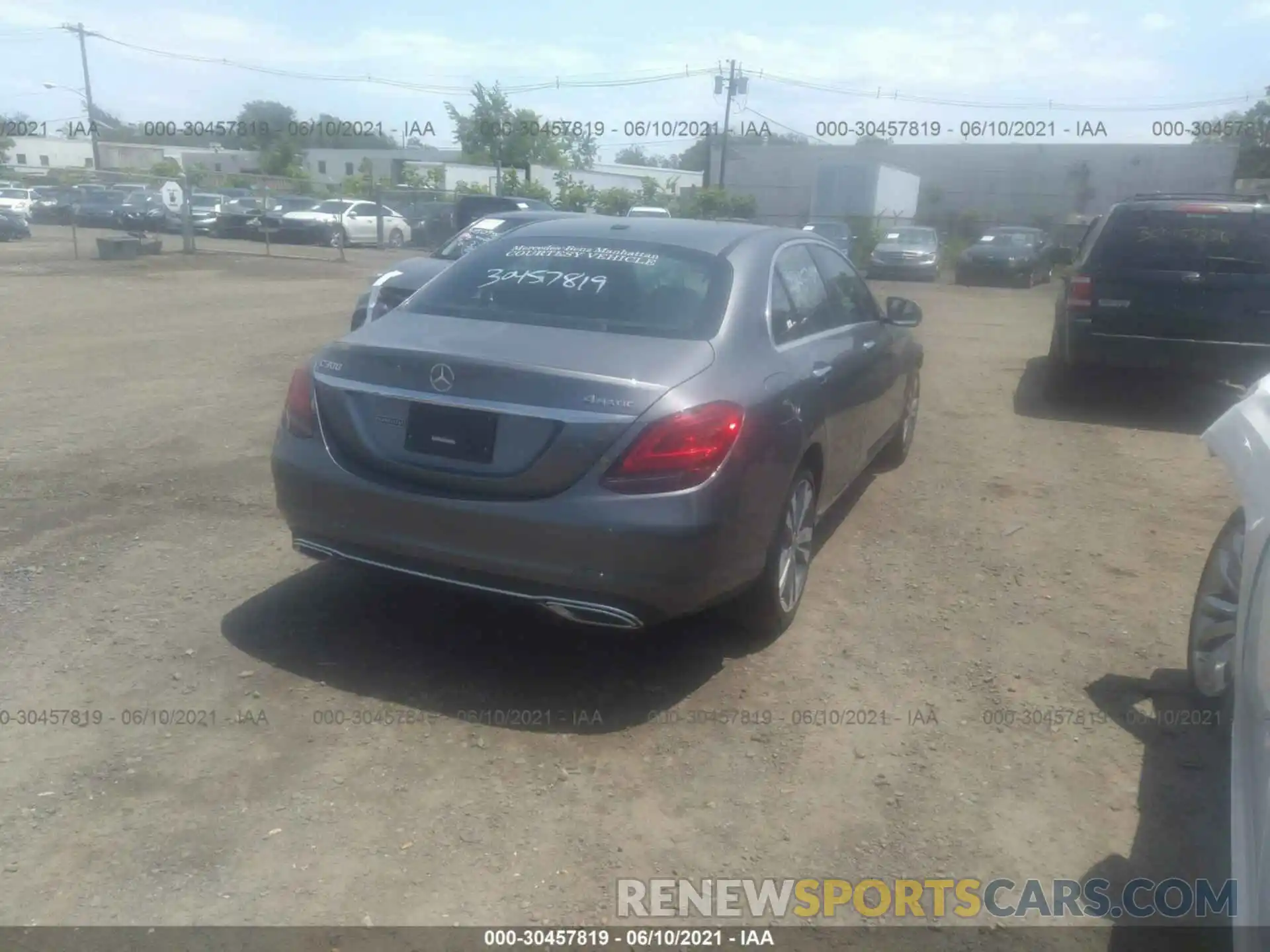 4 Photograph of a damaged car W1KWF8EB8MR621477 MERCEDES-BENZ C-CLASS 2021