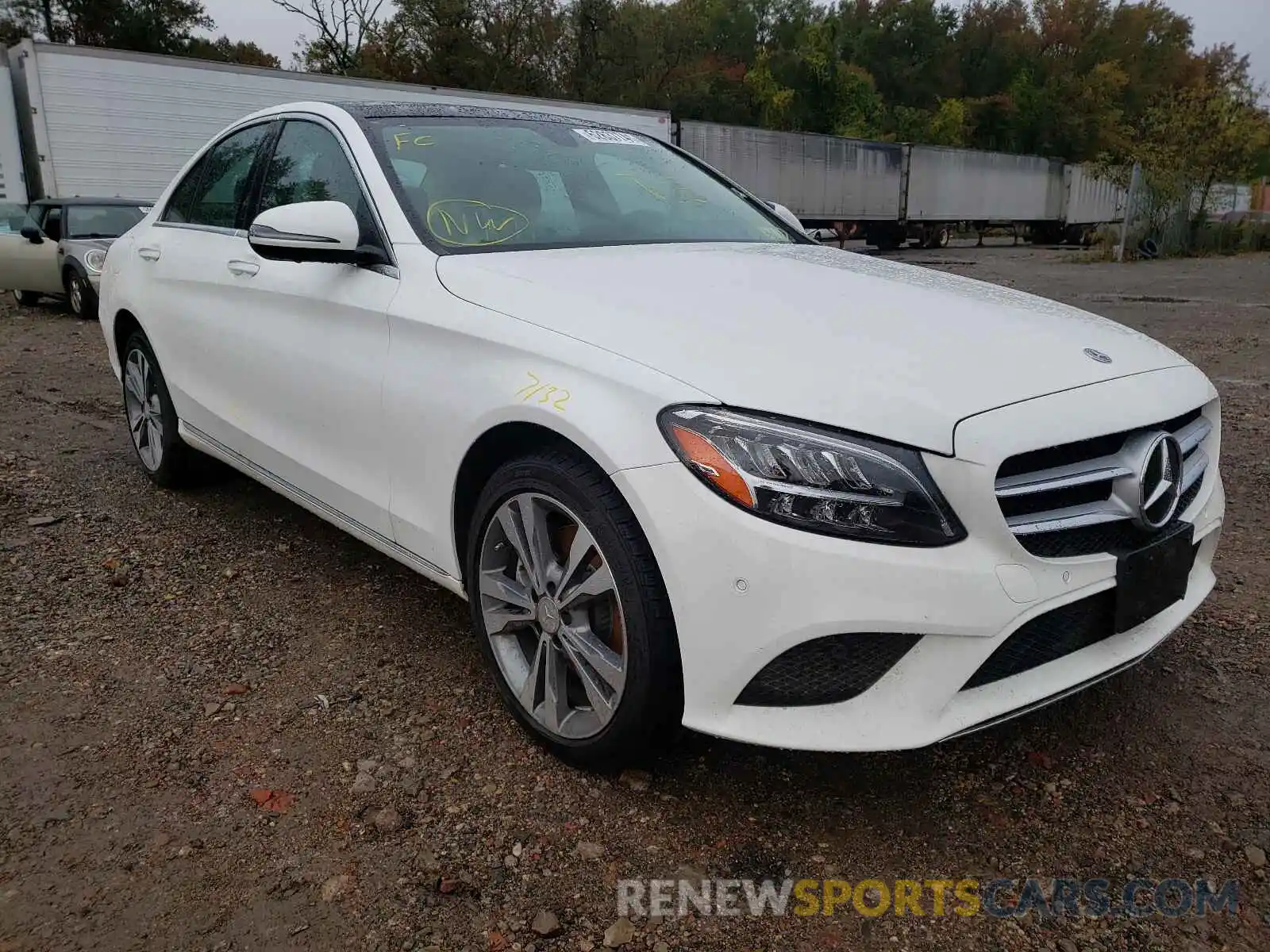 1 Photograph of a damaged car W1KWF8EB8MR623746 MERCEDES-BENZ C-CLASS 2021