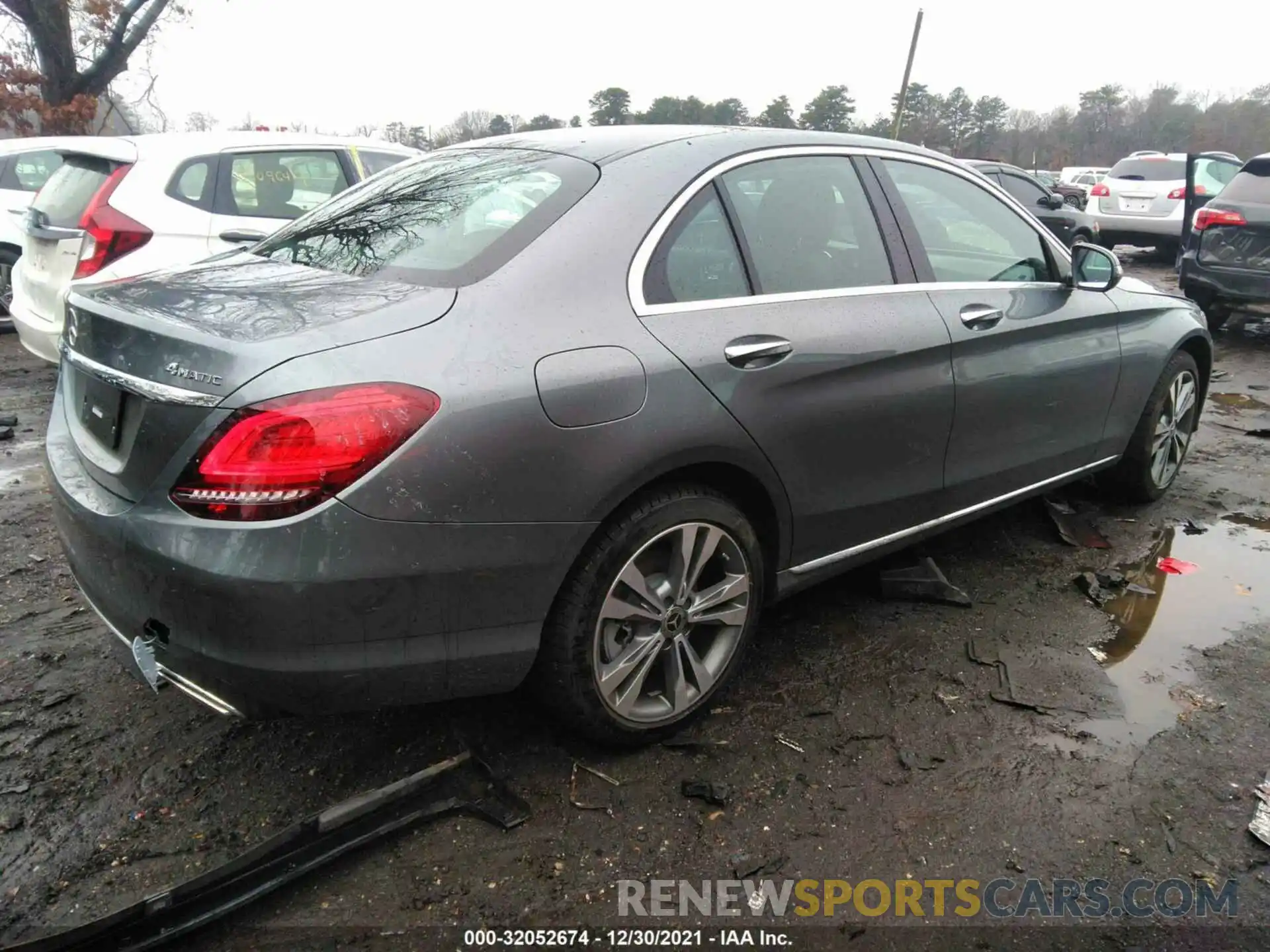 4 Photograph of a damaged car W1KWF8EB8MR640868 MERCEDES-BENZ C-CLASS 2021