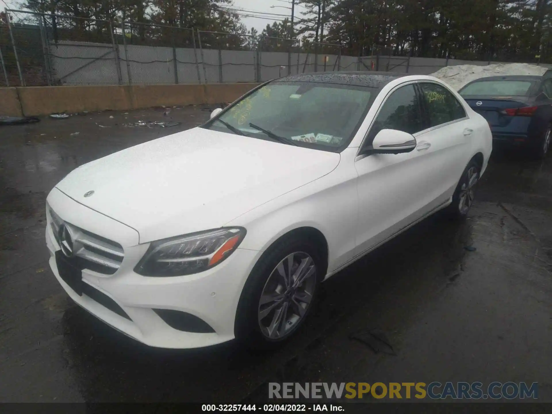 2 Photograph of a damaged car W1KWF8EB9MR628521 MERCEDES-BENZ C-CLASS 2021