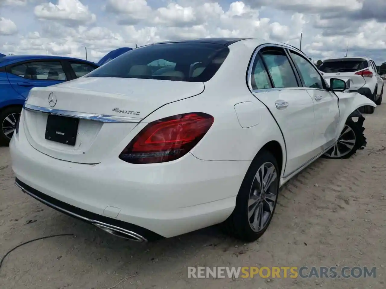 4 Photograph of a damaged car W1KWF8EB9MR633637 MERCEDES-BENZ C-CLASS 2021