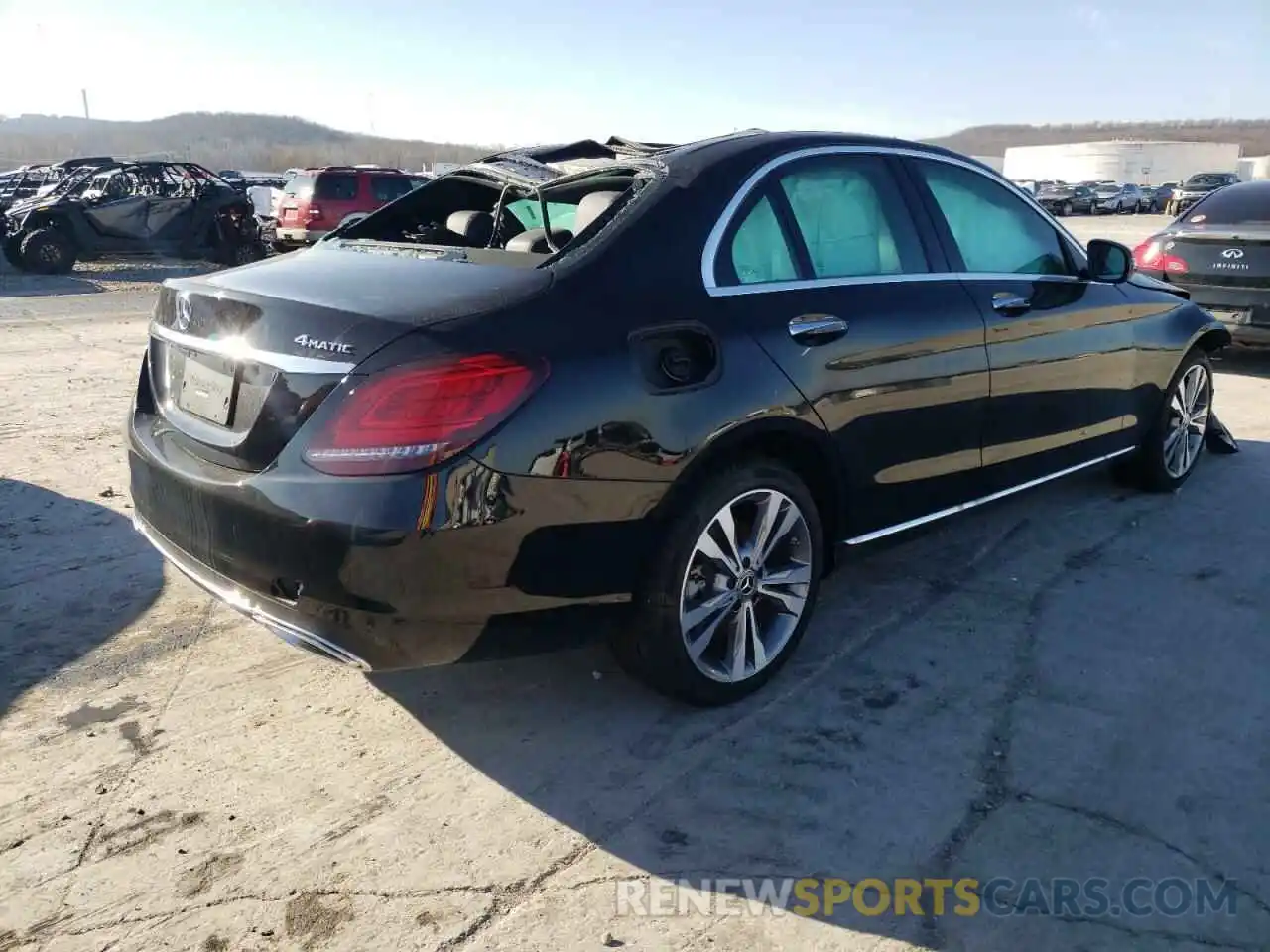 4 Photograph of a damaged car W1KWF8EB9MR651183 MERCEDES-BENZ C-CLASS 2021