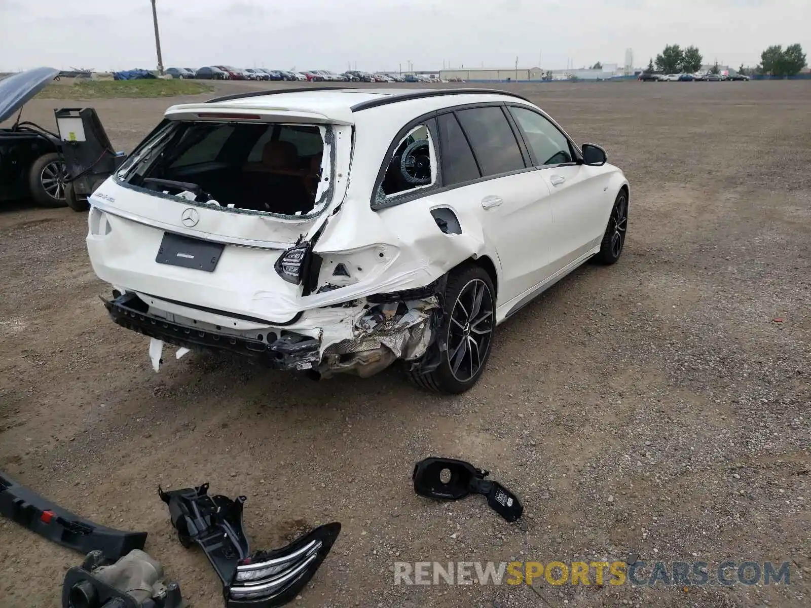 4 Photograph of a damaged car W1KWH6EB2MG065287 MERCEDES-BENZ C CLASS 2021