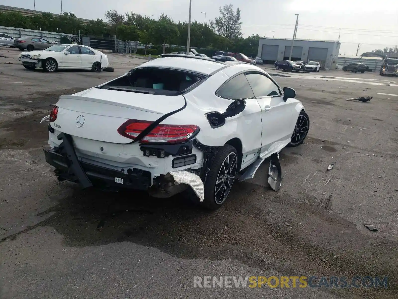 4 Photograph of a damaged car W1KWJ8DB3MG096369 MERCEDES-BENZ C-CLASS 2021