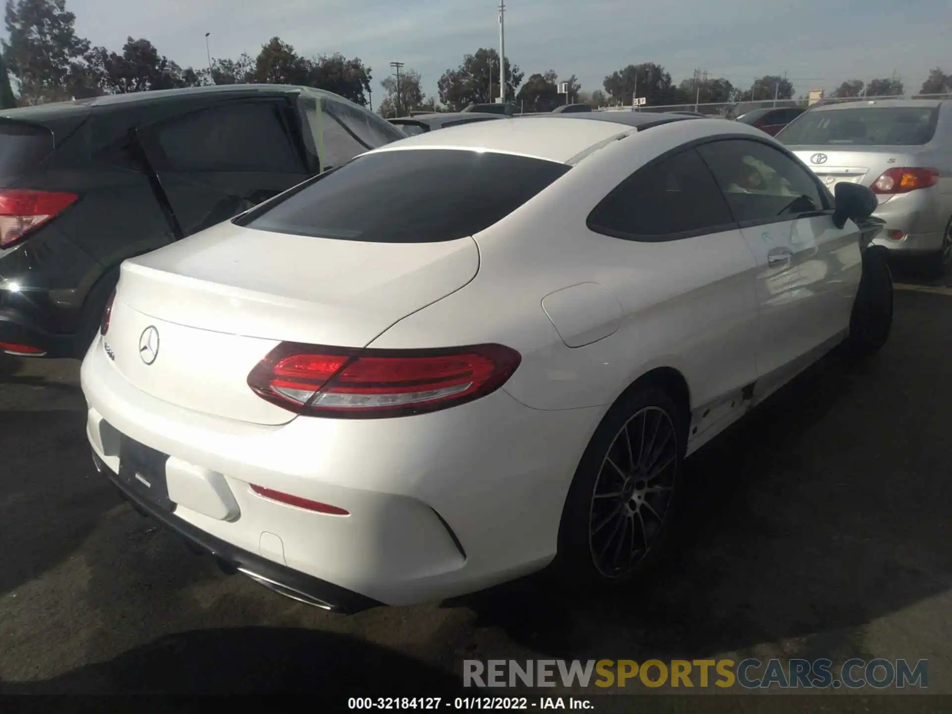 4 Photograph of a damaged car W1KWJ8DB7MG056442 MERCEDES-BENZ C-CLASS 2021