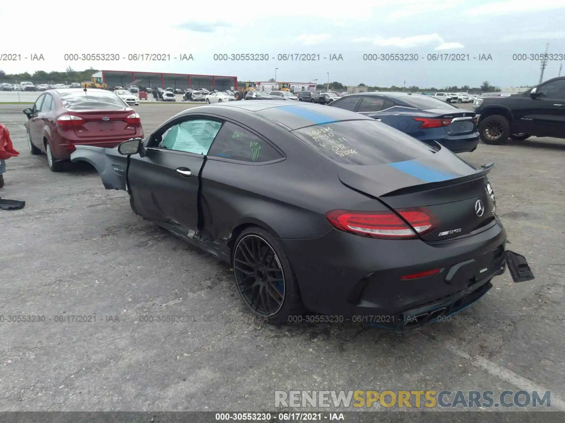 3 Photograph of a damaged car W1KWJ8HB4MG048048 MERCEDES-BENZ C-CLASS 2021