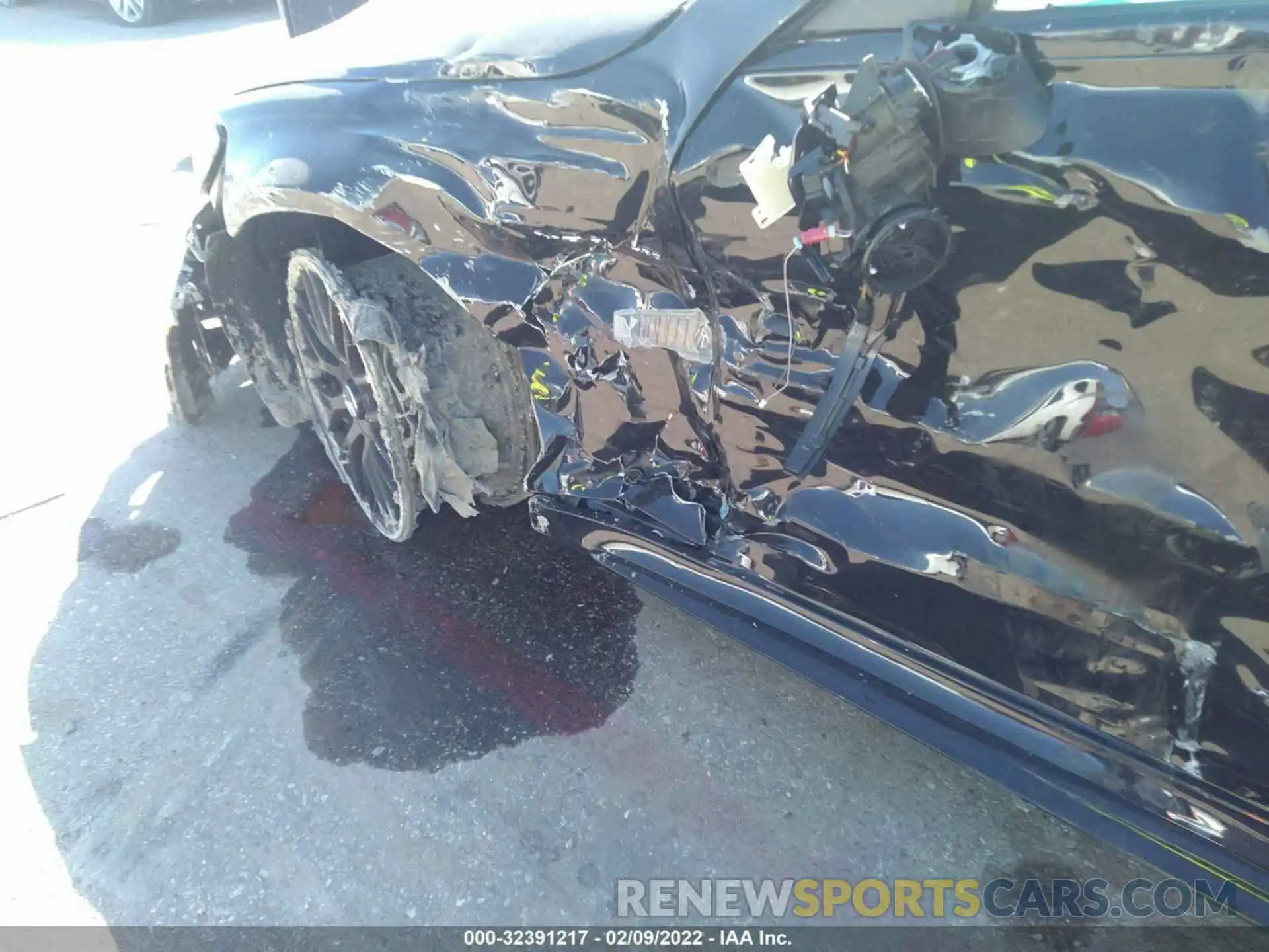 12 Photograph of a damaged car W1KWJ8HB9MG101942 MERCEDES-BENZ C-CLASS 2021