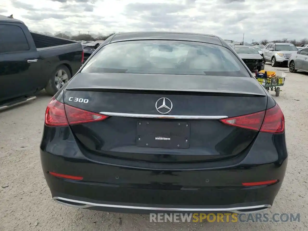 6 Photograph of a damaged car W1KAF4GB0NR058863 MERCEDES-BENZ C-CLASS 2022