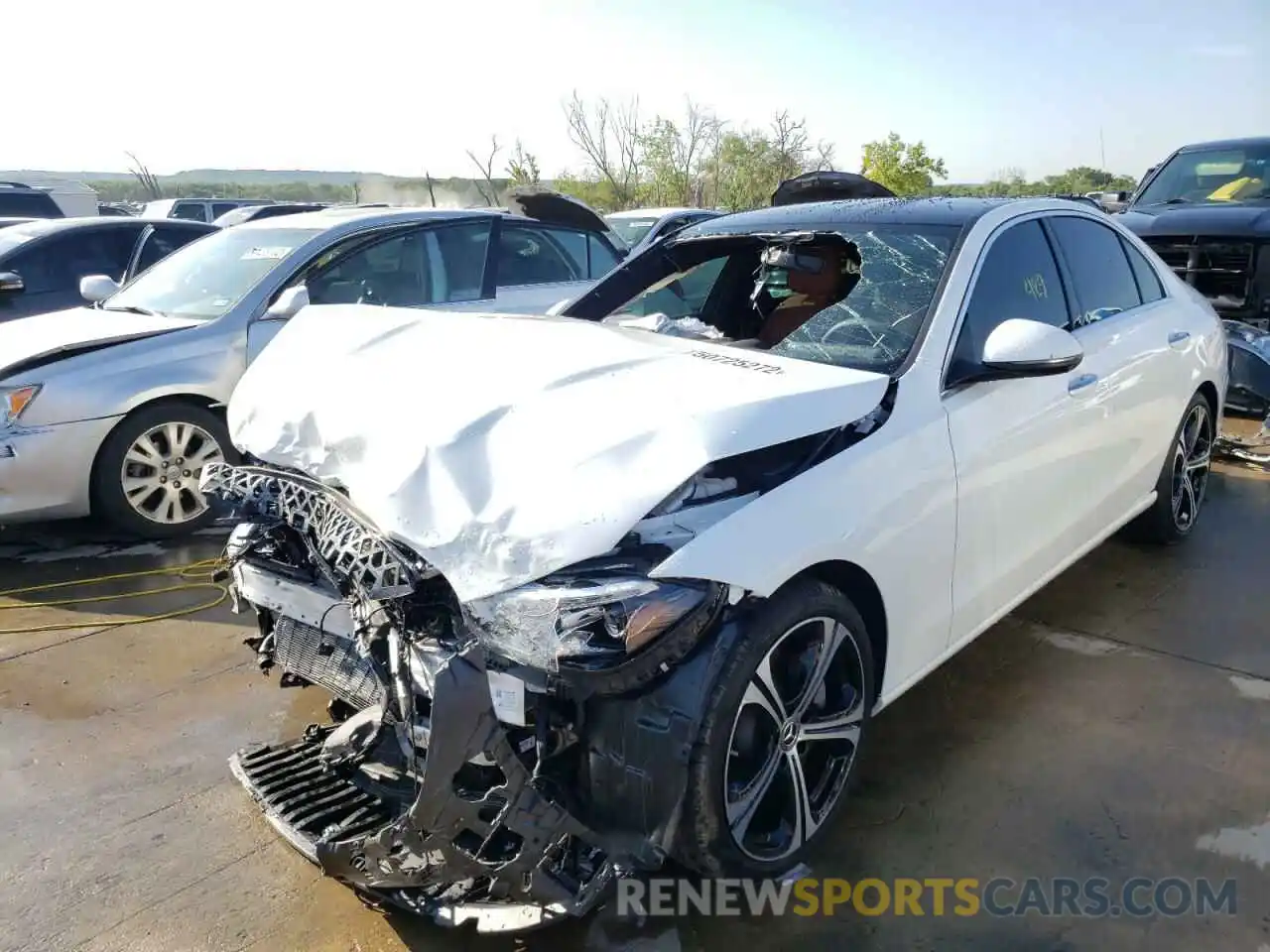 2 Photograph of a damaged car W1KAF4GB6NR018464 MERCEDES-BENZ C-CLASS 2022