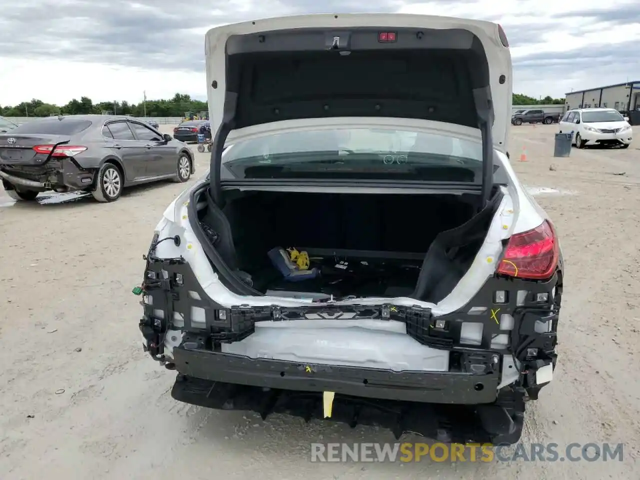 6 Photograph of a damaged car W1KAF8HB7PR122907 MERCEDES-BENZ C-CLASS 2023