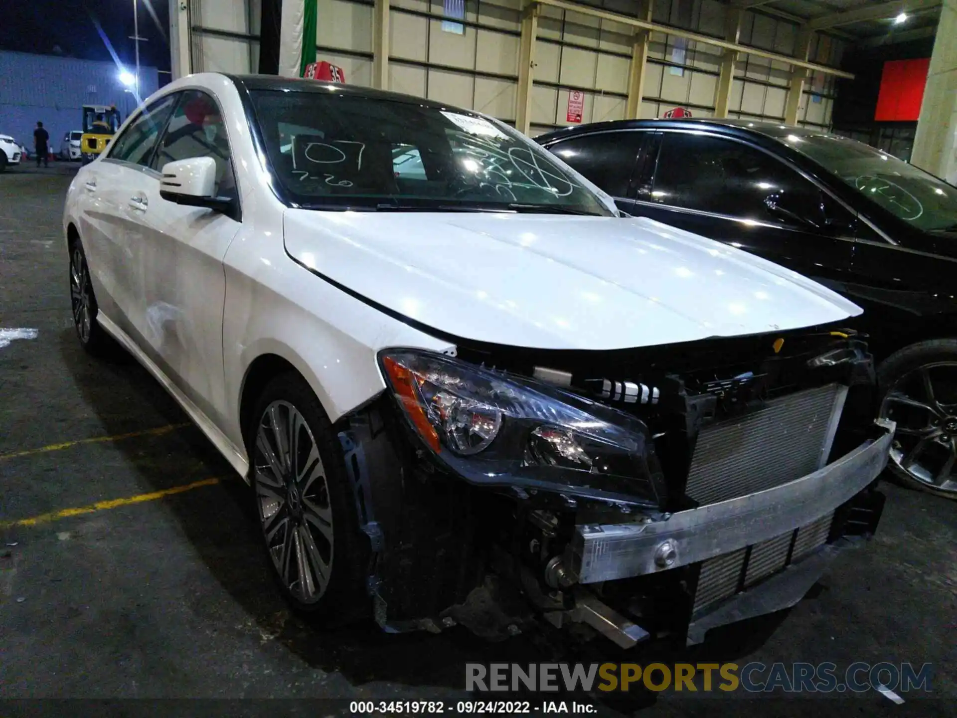 1 Photograph of a damaged car 00DSJ4EB6KN742762 MERCEDES-BENZ CLA 2019