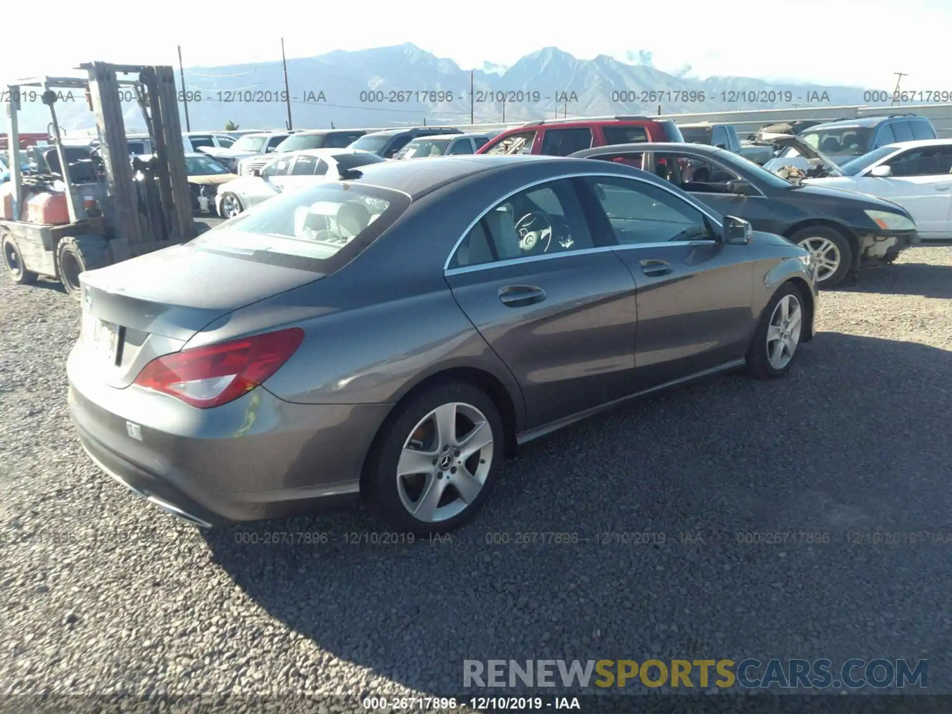 4 Photograph of a damaged car WDDSJ4EB0KN739162 MERCEDES-BENZ CLA 2019