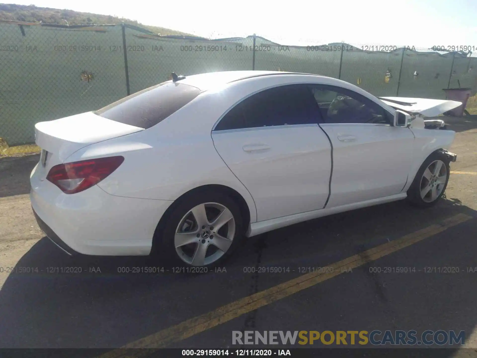 4 Photograph of a damaged car WDDSJ4EB0KN744748 MERCEDES-BENZ CLA 2019