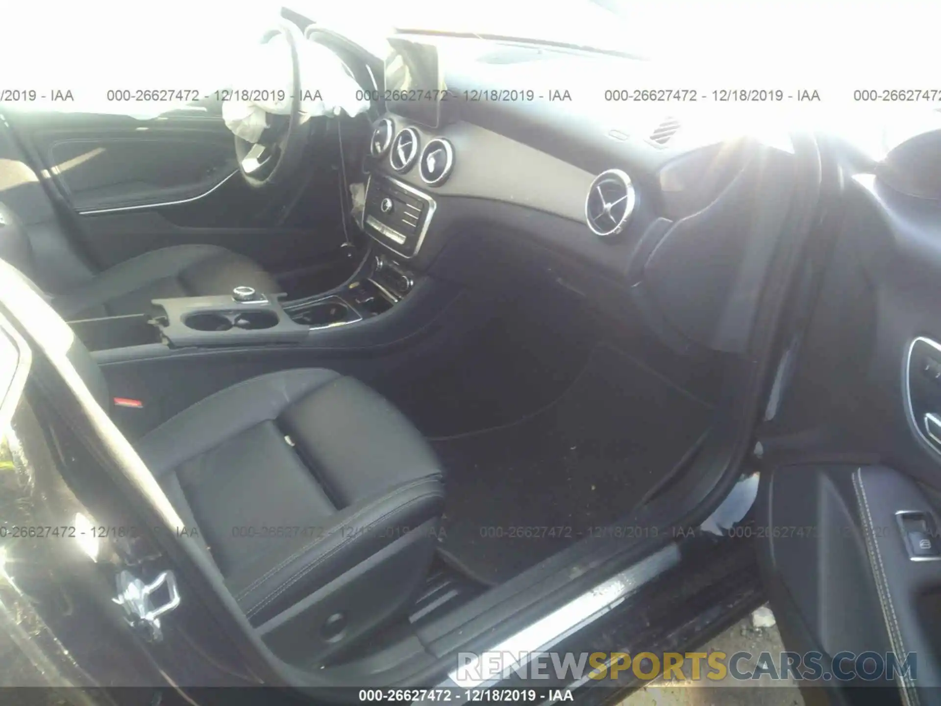 5 Photograph of a damaged car WDDSJ4EB0KN745446 MERCEDES-BENZ CLA 2019