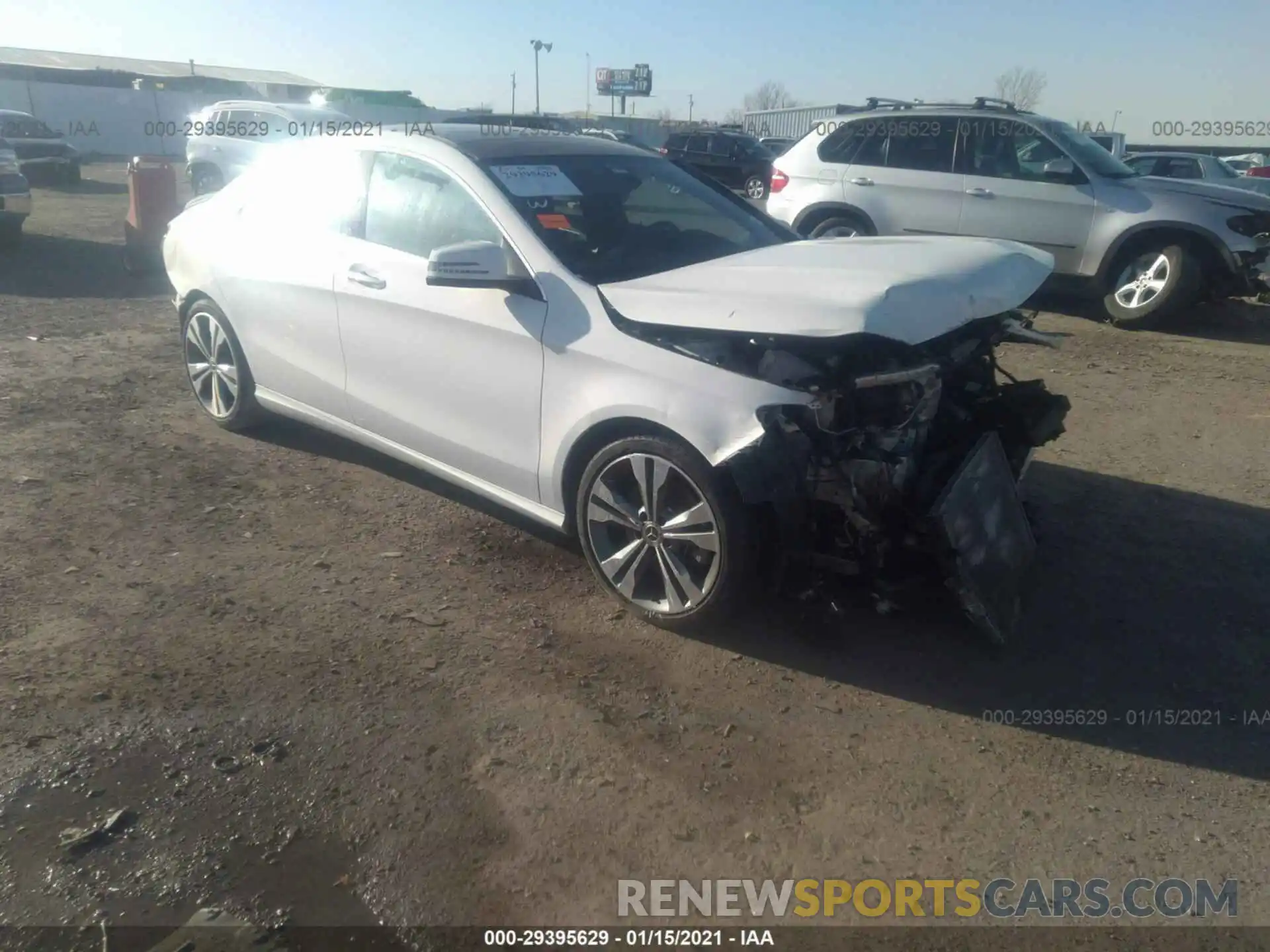 1 Photograph of a damaged car WDDSJ4EB0KN751117 MERCEDES-BENZ CLA 2019