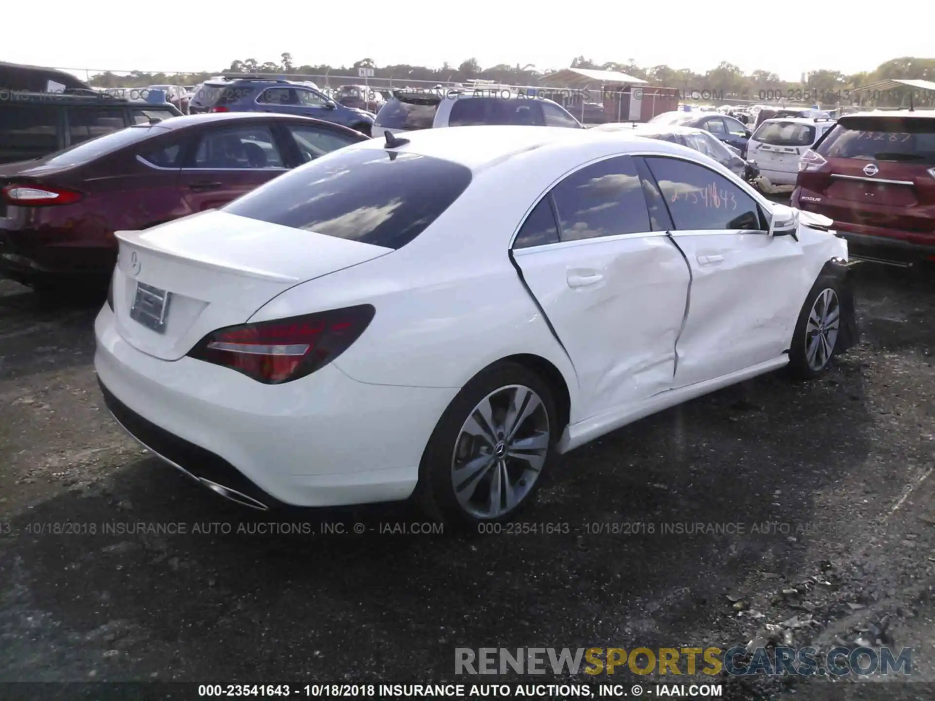 4 Photograph of a damaged car WDDSJ4EB1KN710429 Mercedes-benz Cla 2019