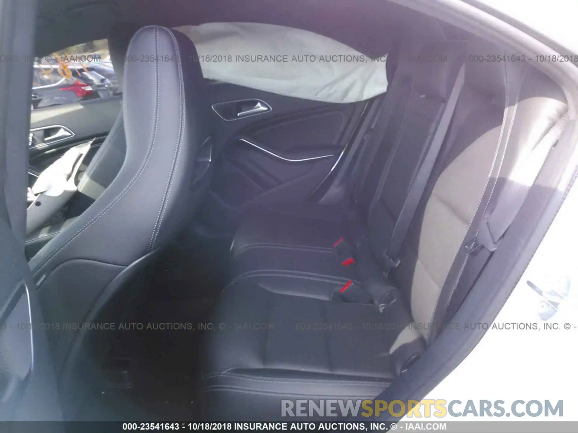 8 Photograph of a damaged car WDDSJ4EB1KN710429 Mercedes-benz Cla 2019