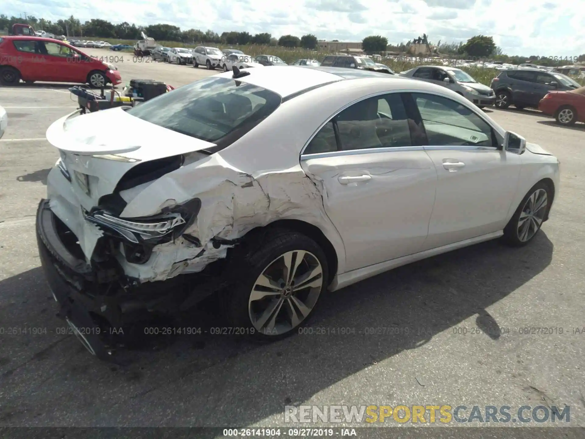 4 Photograph of a damaged car WDDSJ4EB1KN740806 MERCEDES-BENZ CLA 2019