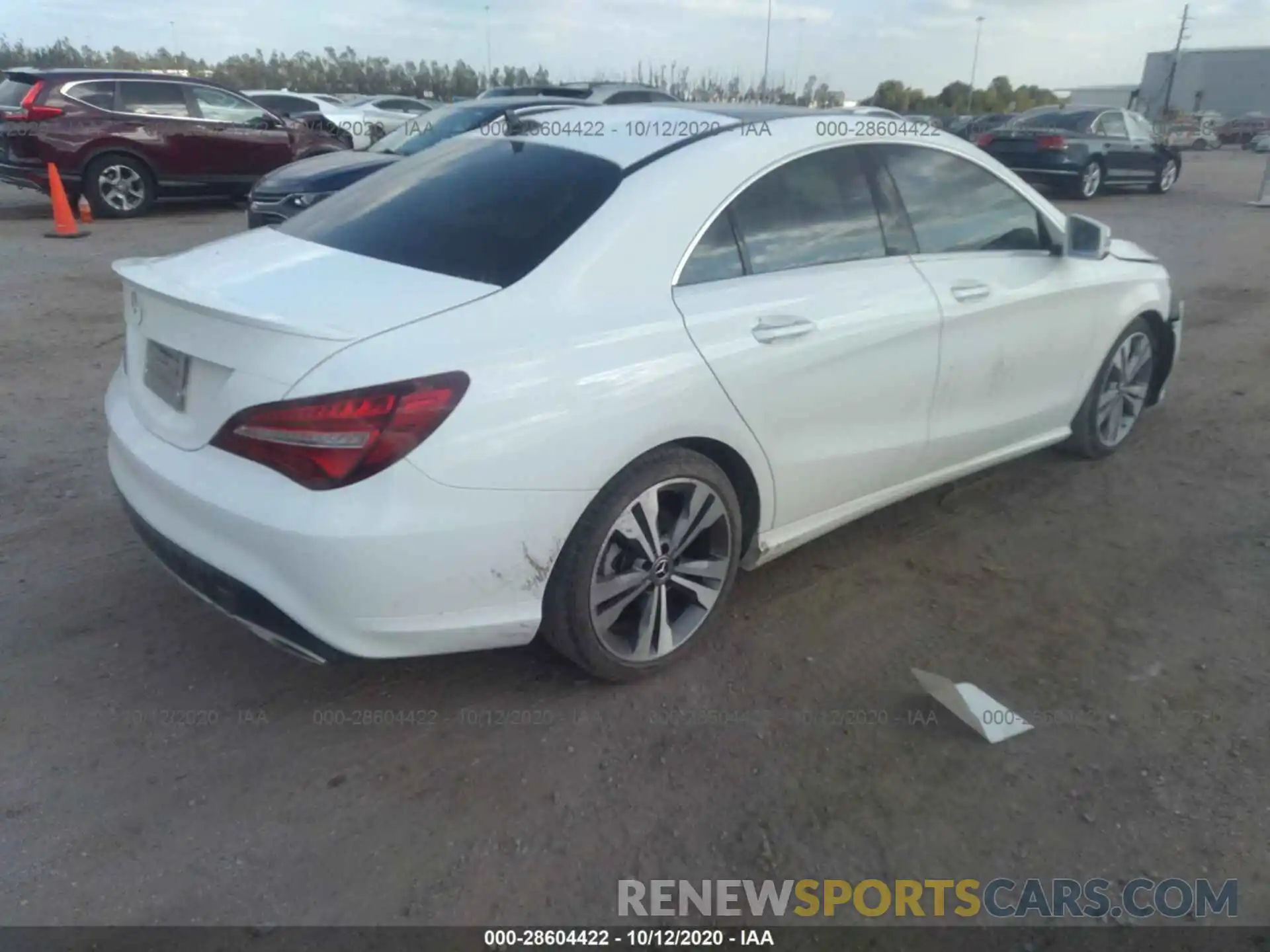 4 Фотография поврежденного автомобиля WDDSJ4EB1KN749294 MERCEDES-BENZ CLA 2019