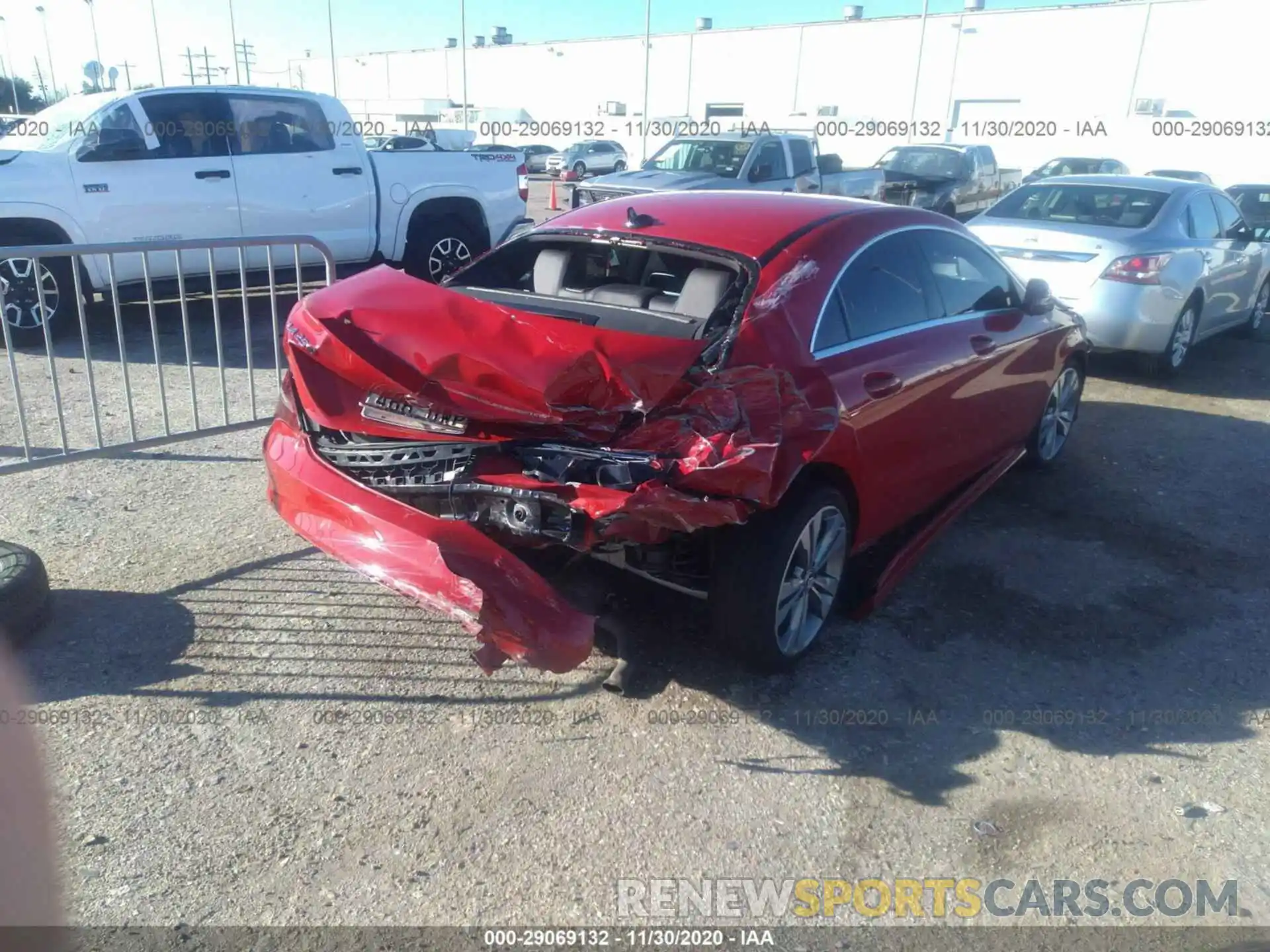 4 Photograph of a damaged car WDDSJ4EB1KN758187 MERCEDES-BENZ CLA 2019