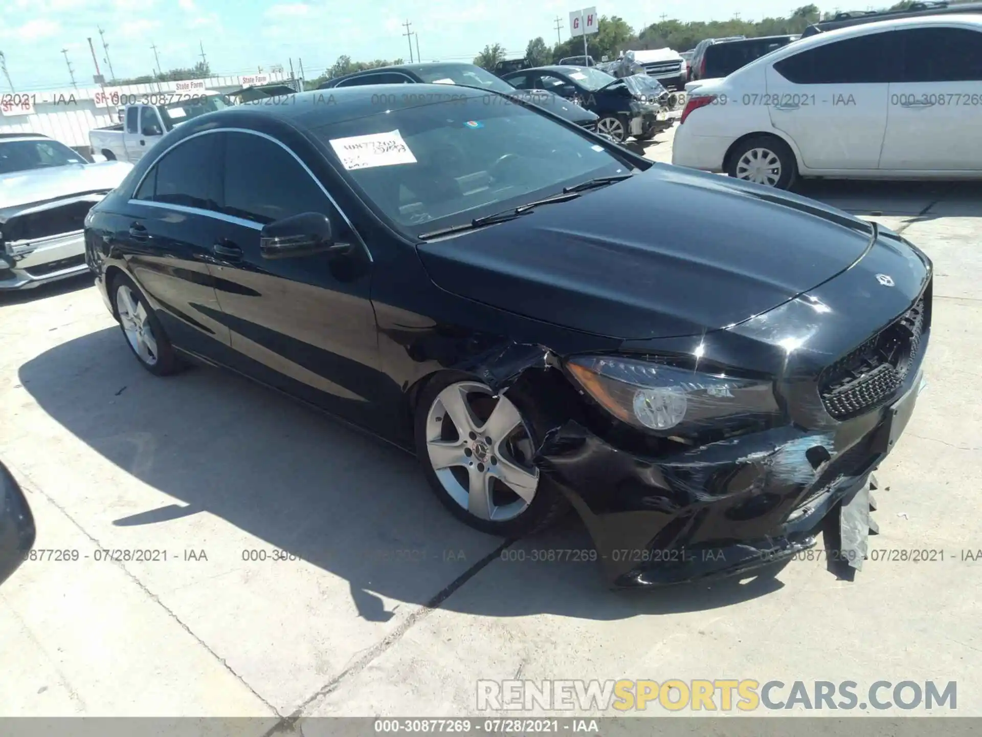 1 Photograph of a damaged car WDDSJ4EB2KN699313 MERCEDES-BENZ CLA 2019