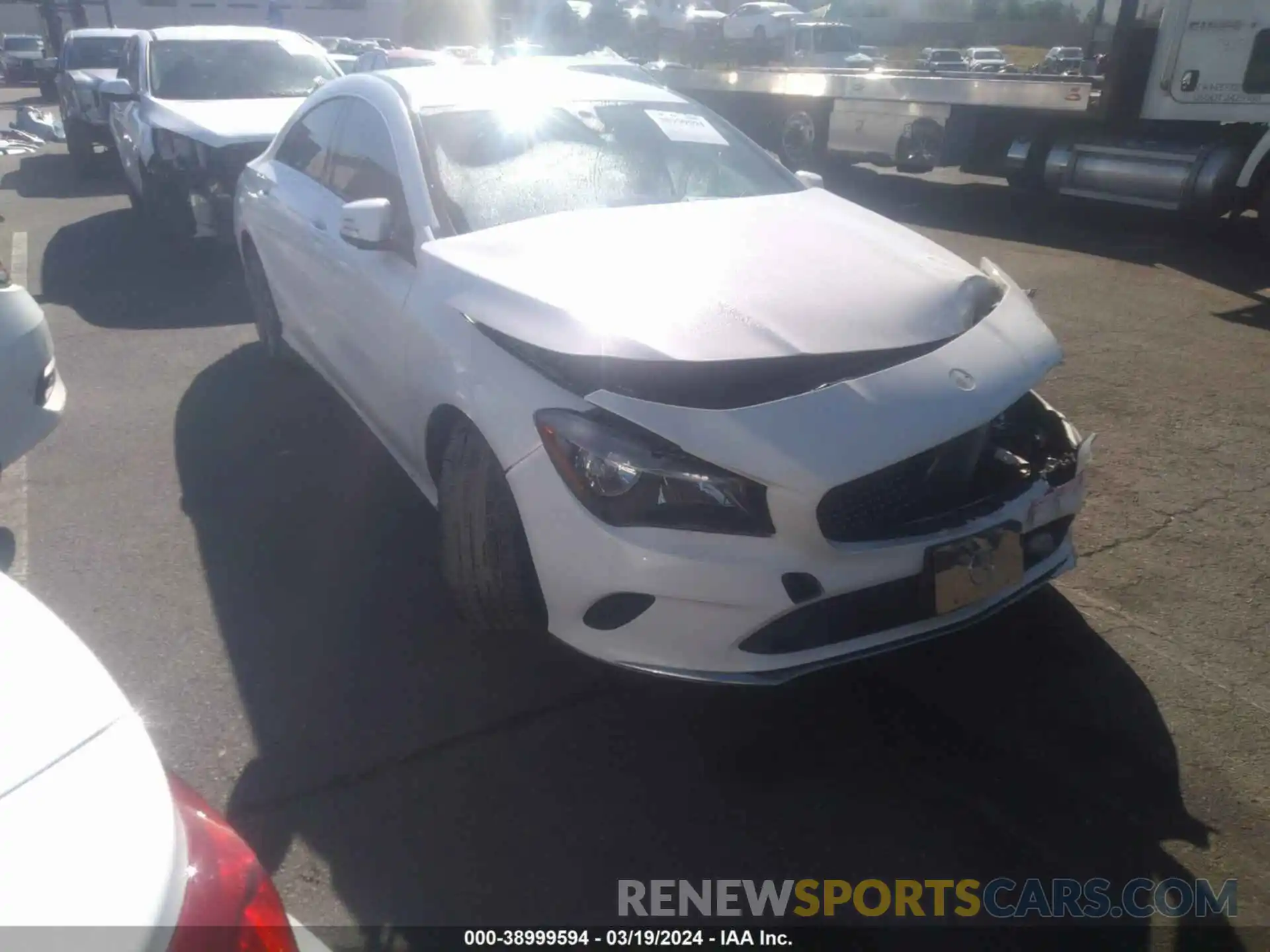 1 Photograph of a damaged car WDDSJ4EB2KN704736 MERCEDES-BENZ CLA 2019