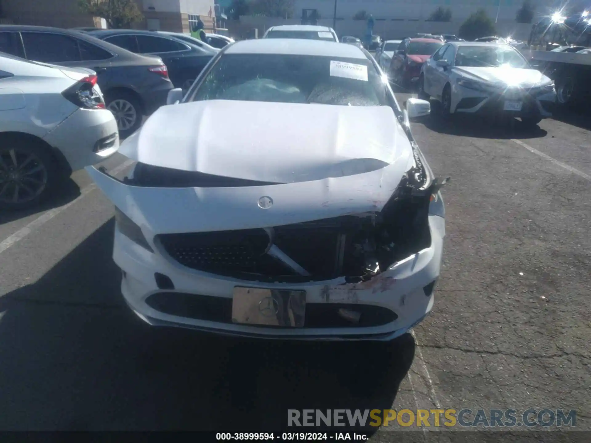 12 Photograph of a damaged car WDDSJ4EB2KN704736 MERCEDES-BENZ CLA 2019