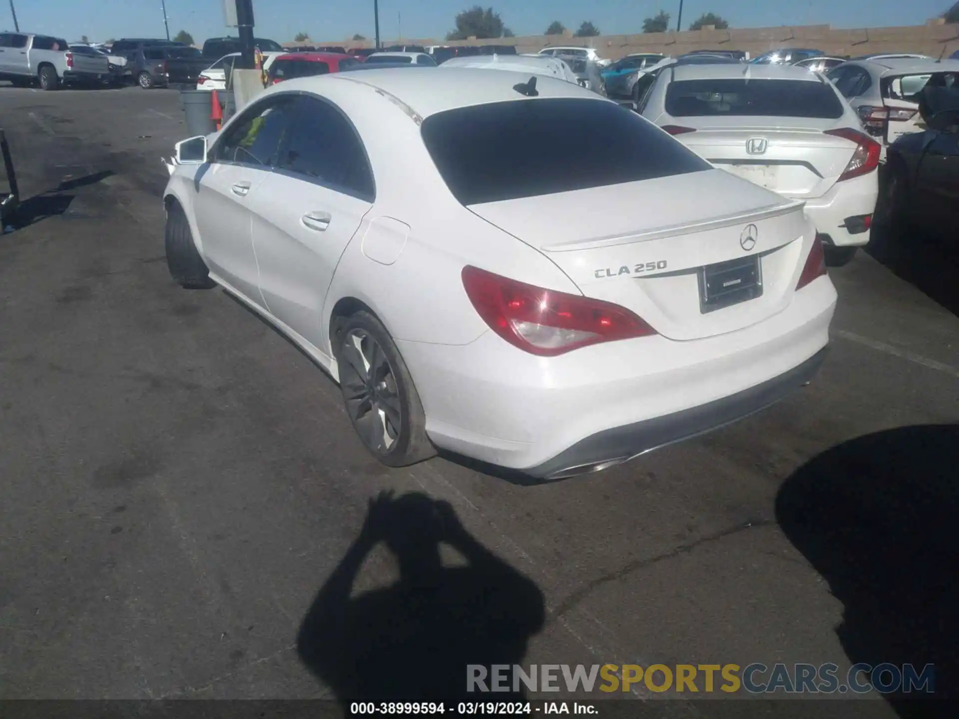 3 Photograph of a damaged car WDDSJ4EB2KN704736 MERCEDES-BENZ CLA 2019