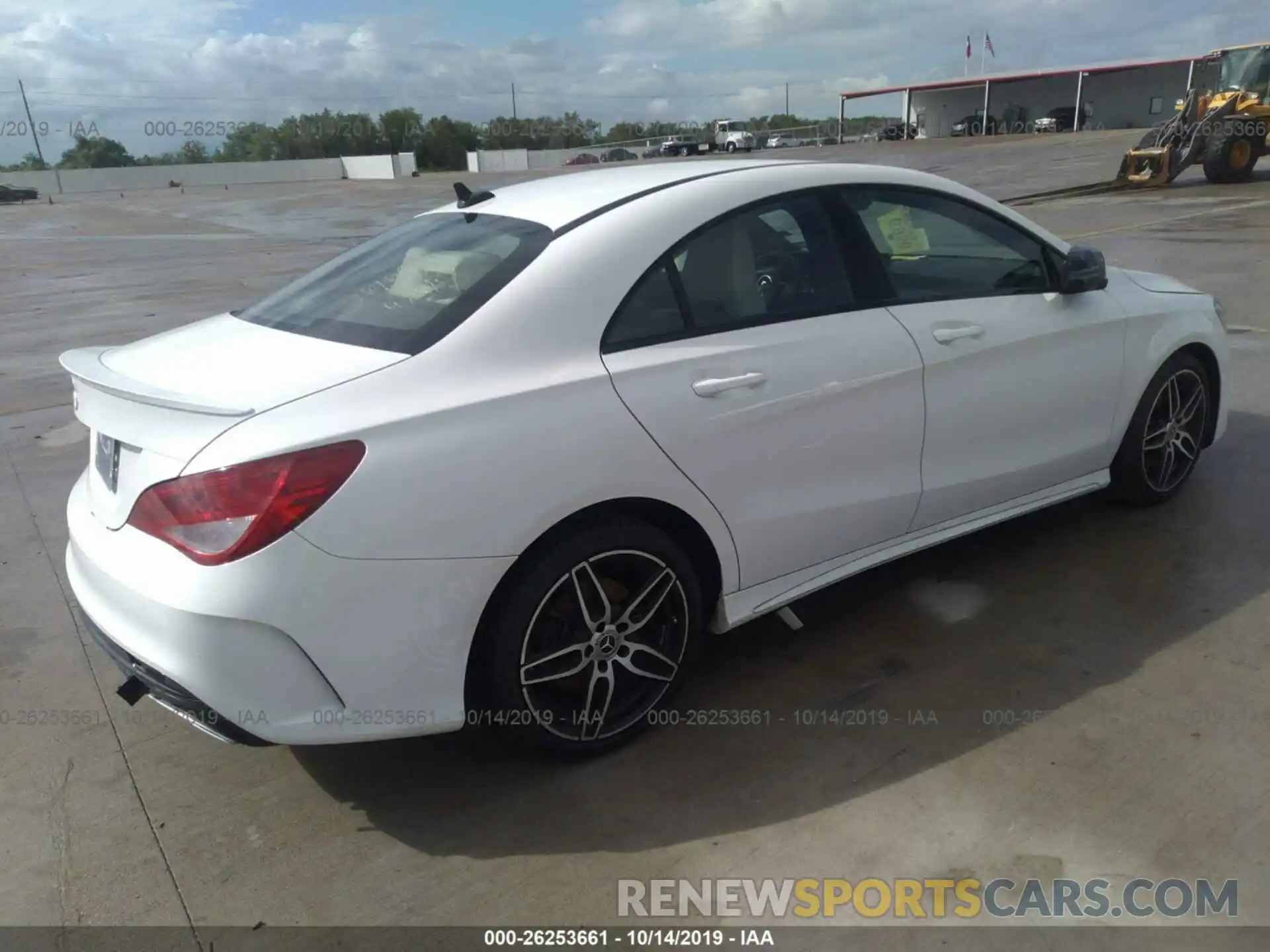 4 Photograph of a damaged car WDDSJ4EB2KN723089 MERCEDES-BENZ CLA 2019