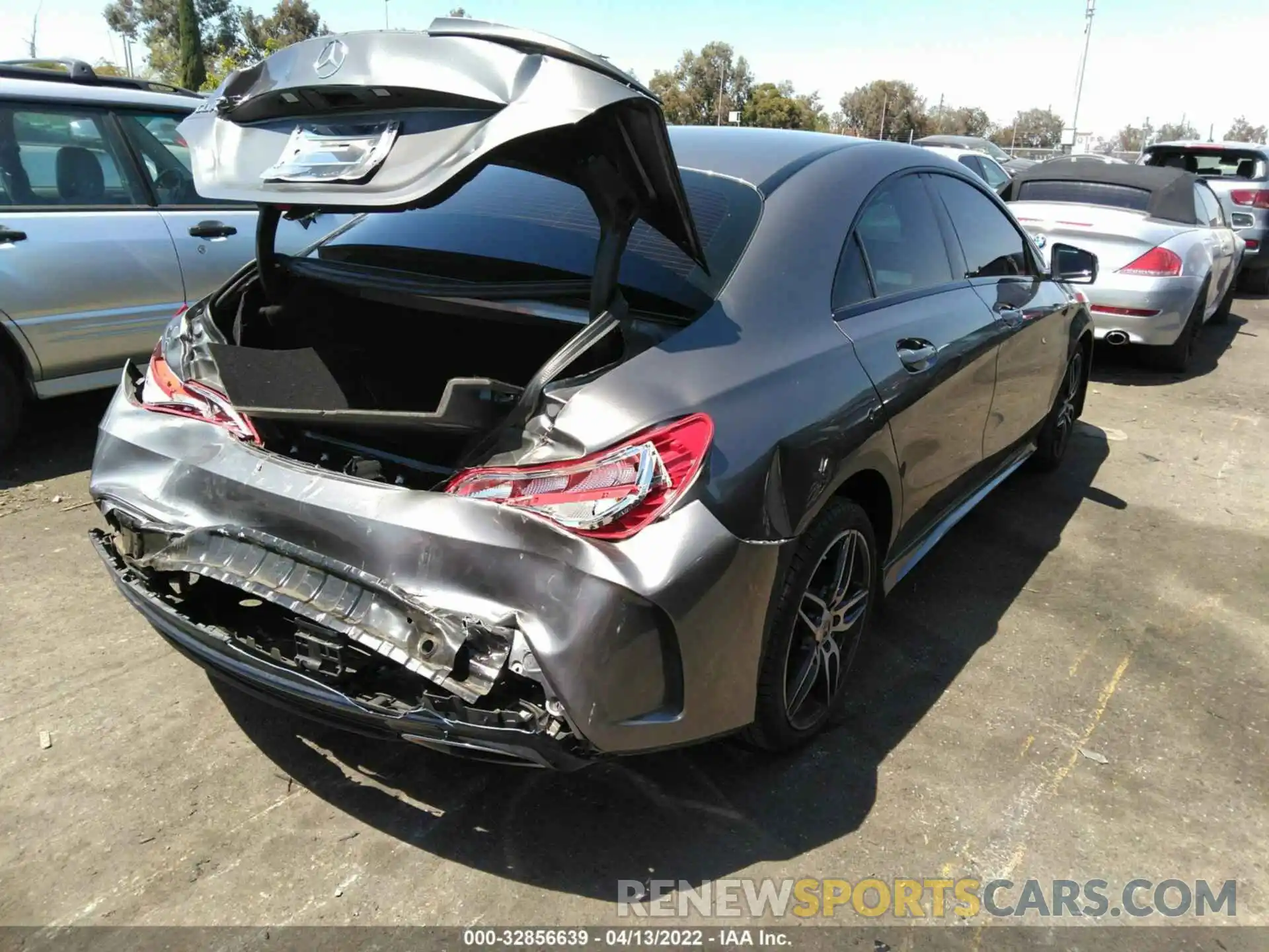 4 Photograph of a damaged car WDDSJ4EB2KN760854 MERCEDES-BENZ CLA 2019