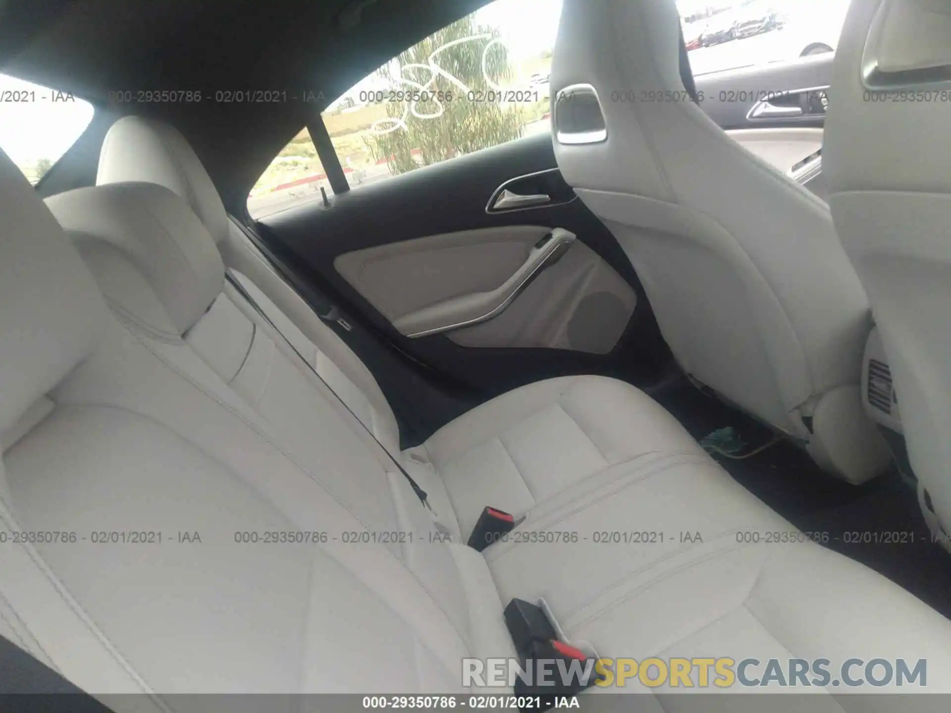 8 Photograph of a damaged car WDDSJ4EB3KN703207 MERCEDES-BENZ CLA 2019