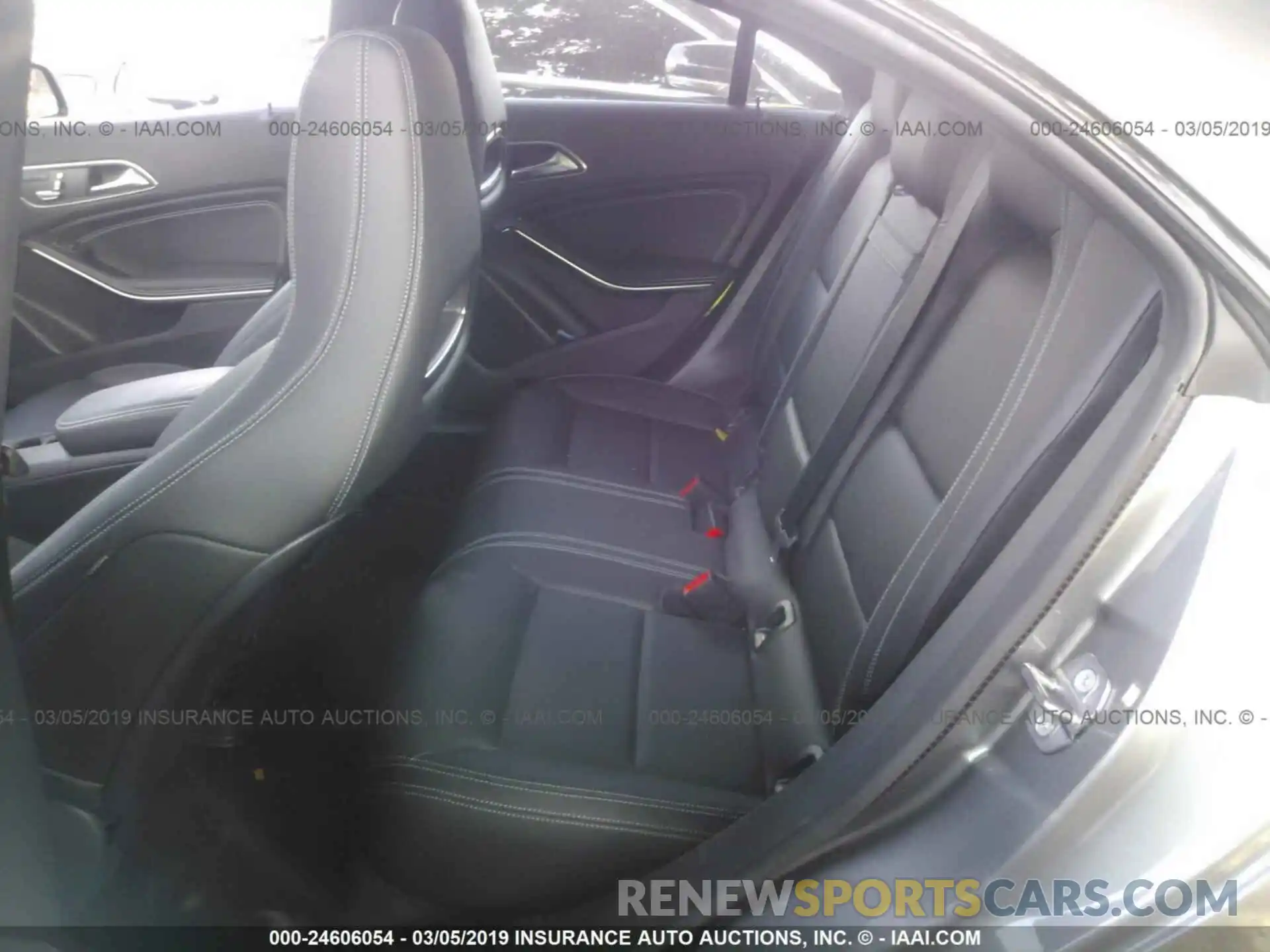 8 Photograph of a damaged car WDDSJ4EB3KN704017 MERCEDES-BENZ CLA 2019