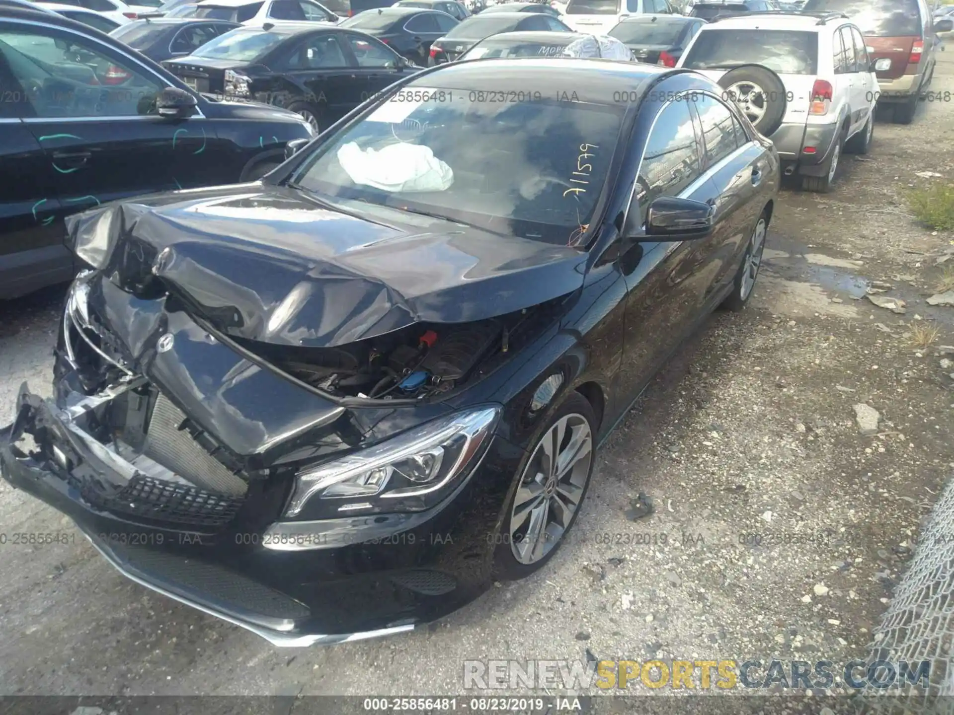 2 Фотография поврежденного автомобиля WDDSJ4EB3KN711579 MERCEDES-BENZ CLA 2019