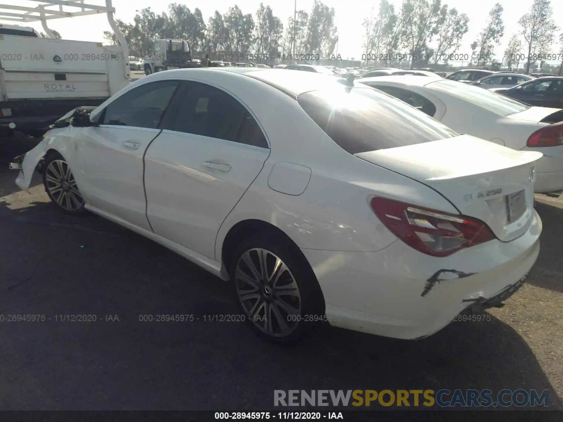 3 Фотография поврежденного автомобиля WDDSJ4EB3KN721593 MERCEDES-BENZ CLA 2019