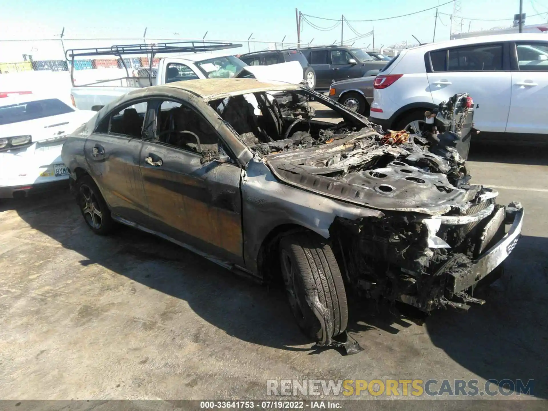 1 Photograph of a damaged car WDDSJ4EB3KN771541 MERCEDES-BENZ CLA 2019