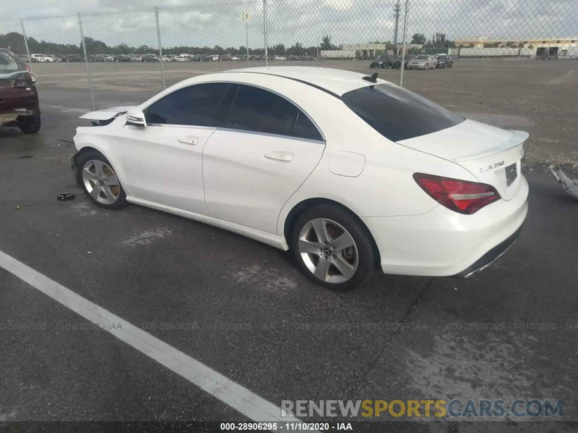 3 Photograph of a damaged car WDDSJ4EB4KN699619 MERCEDES-BENZ CLA 2019