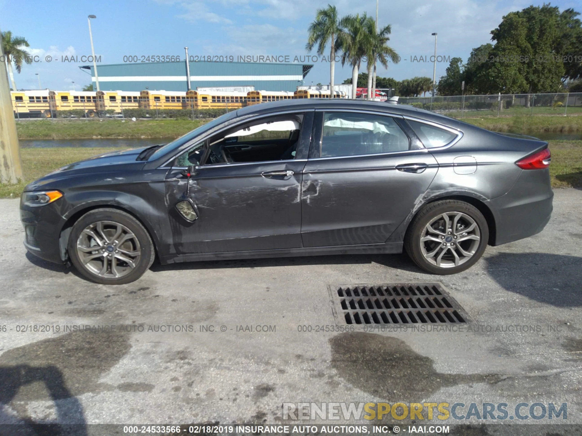 6 Photograph of a damaged car WDDSJ4EB4KN700753 MERCEDES-BENZ CLA 2019