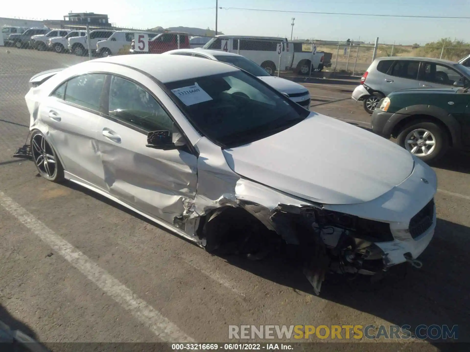 1 Photograph of a damaged car WDDSJ4EB4KN709386 MERCEDES-BENZ CLA 2019