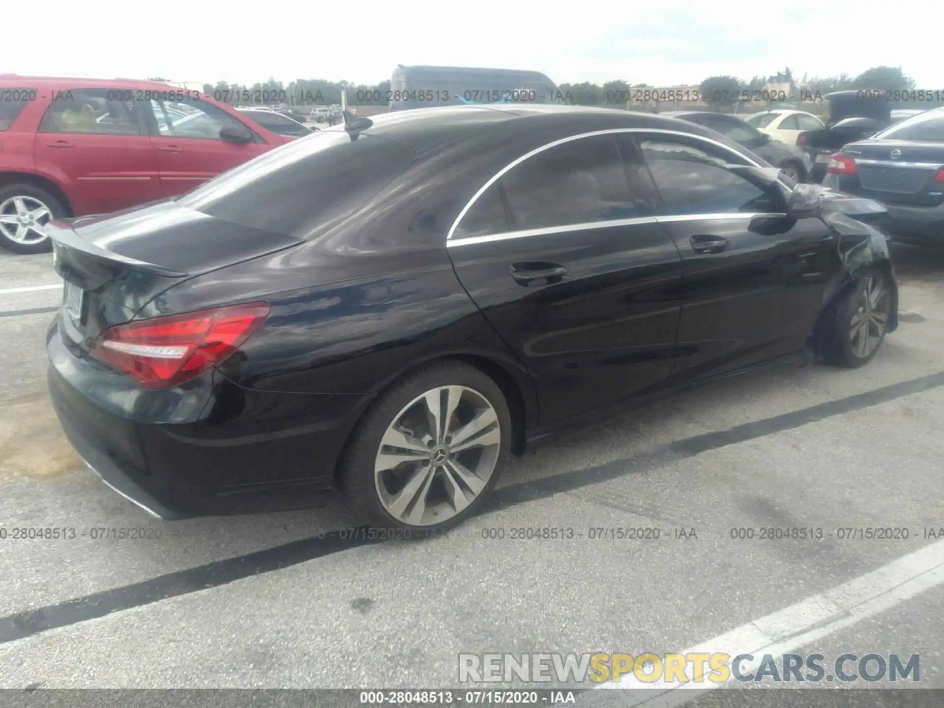 4 Photograph of a damaged car WDDSJ4EB4KN769247 MERCEDES-BENZ CLA 2019