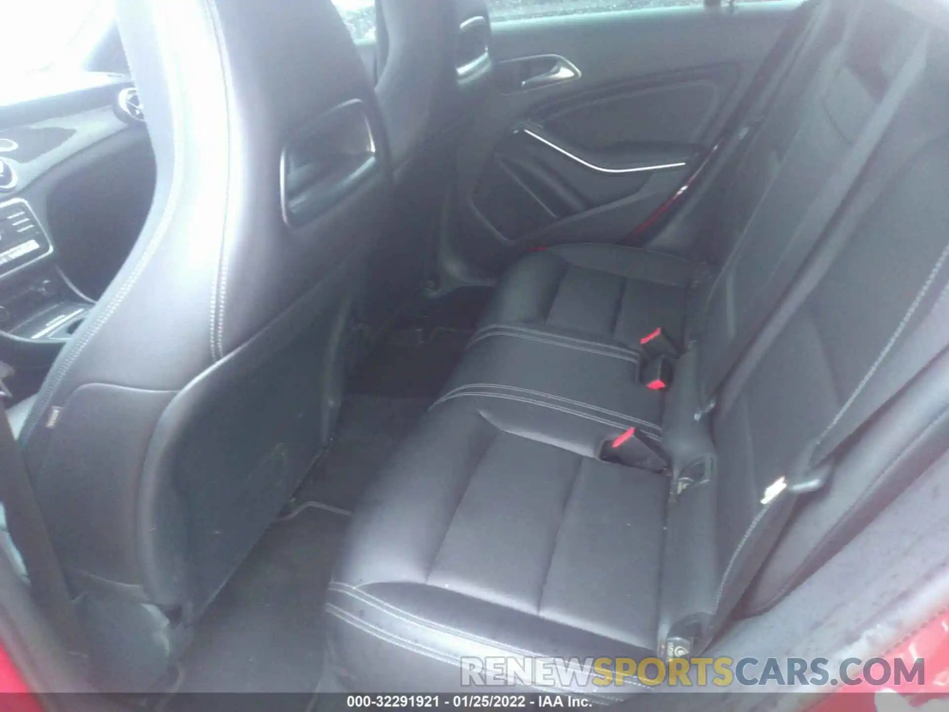 8 Photograph of a damaged car WDDSJ4EB5KN719392 MERCEDES-BENZ CLA 2019