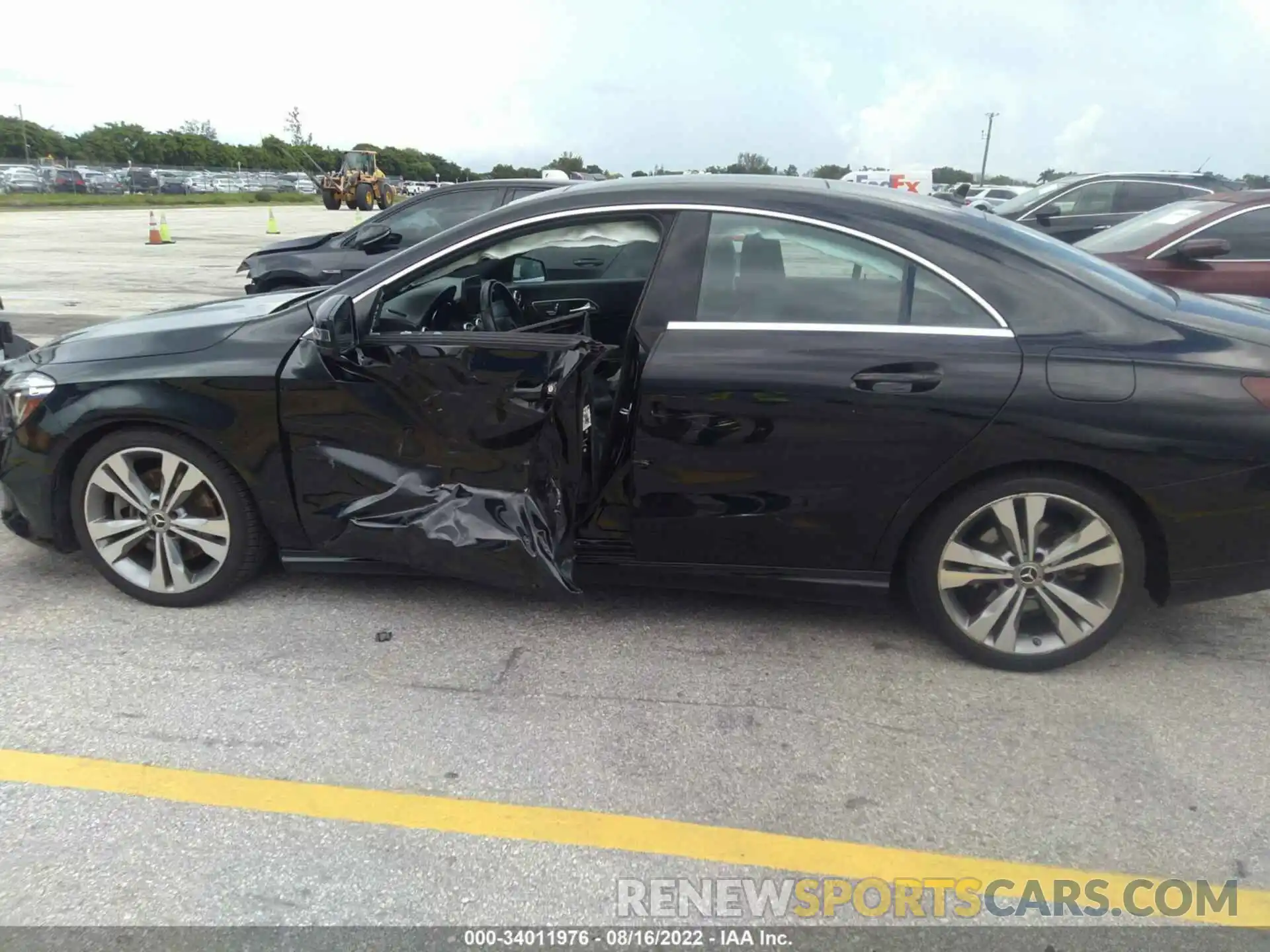 6 Photograph of a damaged car WDDSJ4EB5KN720865 MERCEDES-BENZ CLA 2019