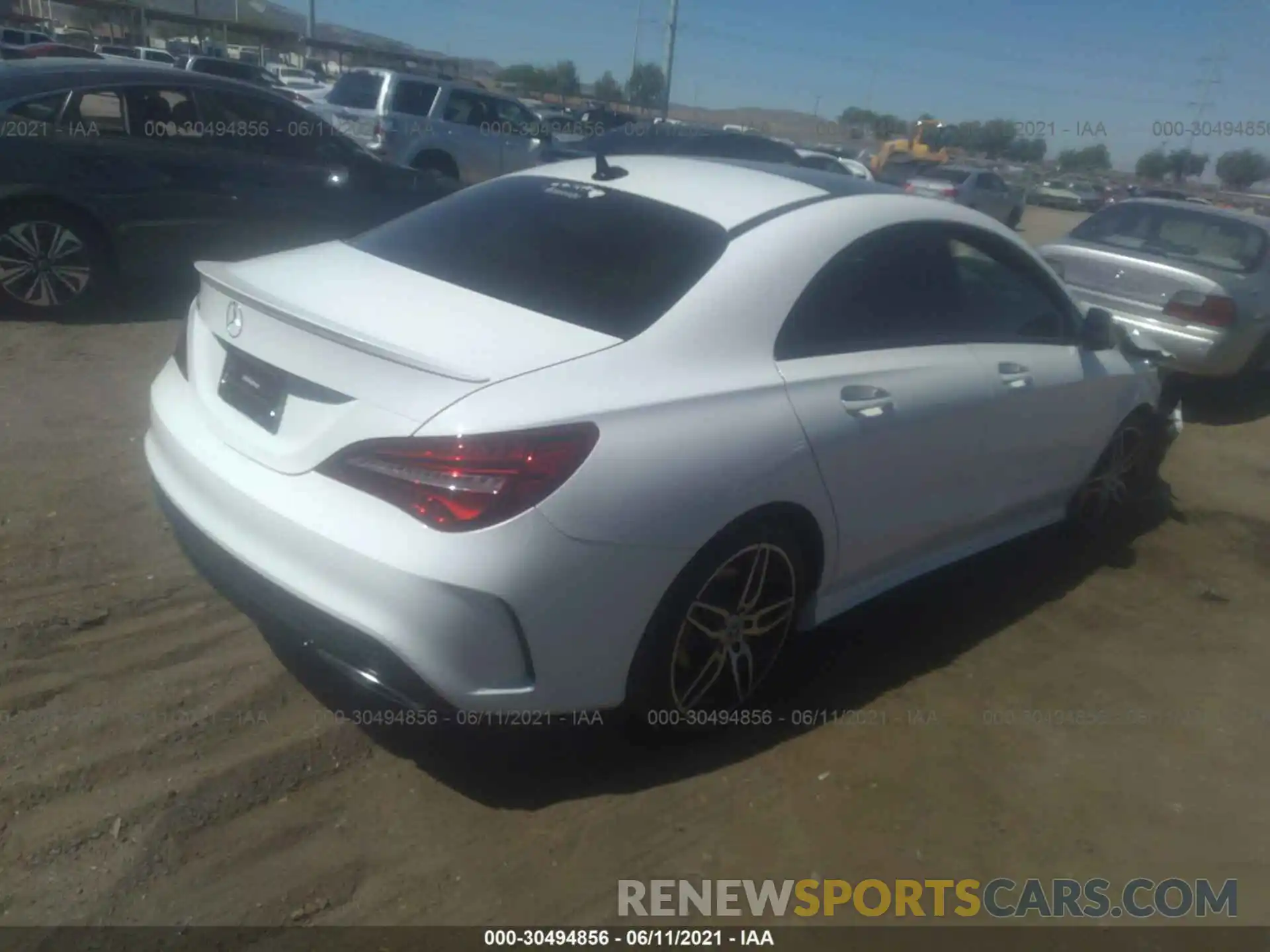 4 Photograph of a damaged car WDDSJ4EB5KN733969 MERCEDES-BENZ CLA 2019