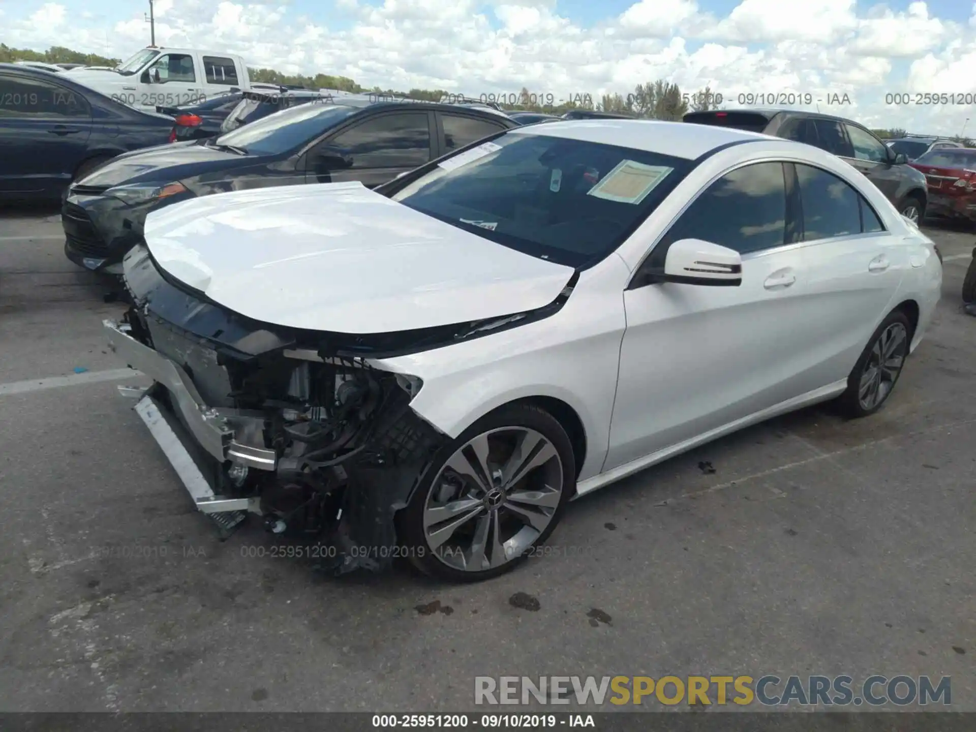 2 Photograph of a damaged car WDDSJ4EB5KN739335 MERCEDES-BENZ CLA 2019